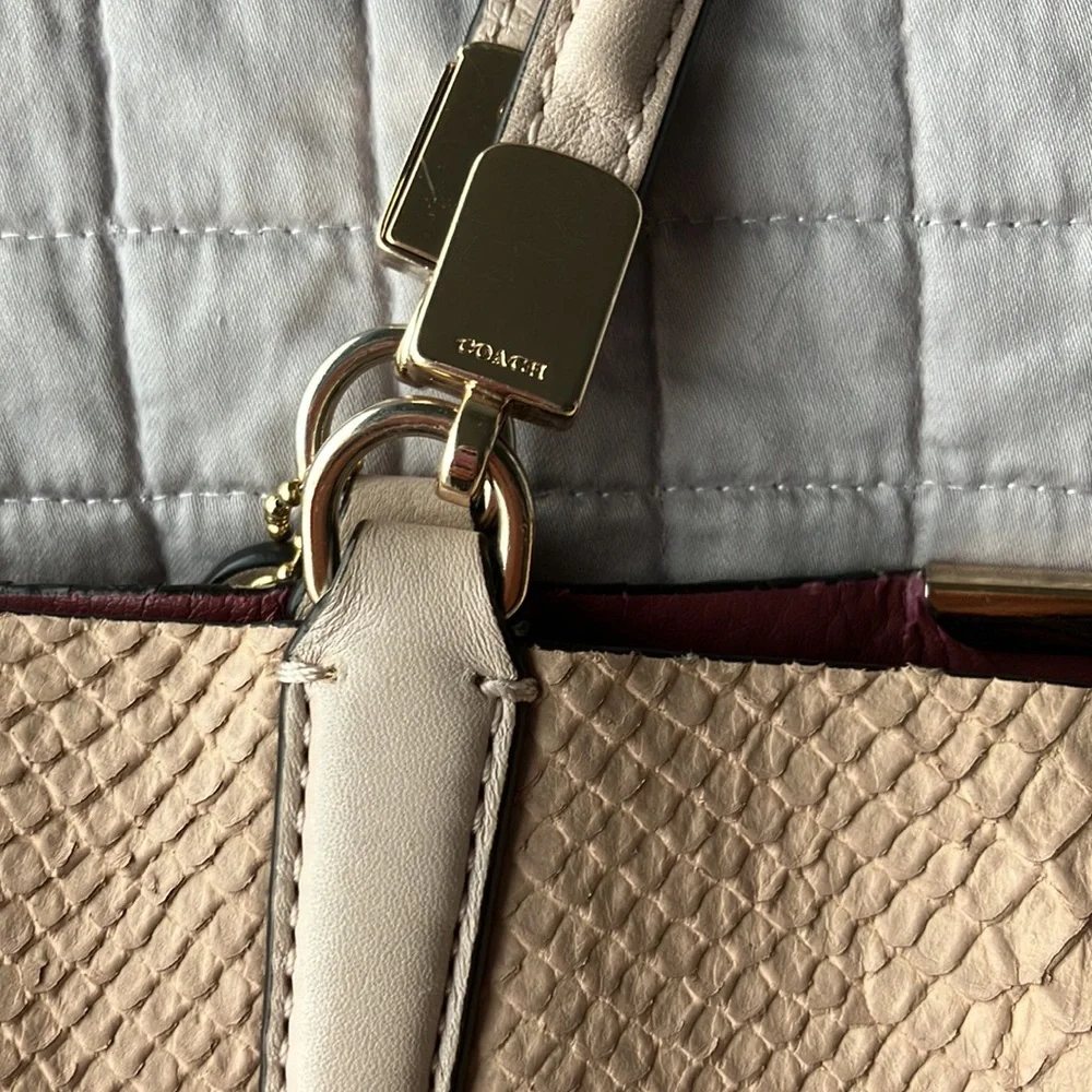 Coach tote - Picture 8 of 8